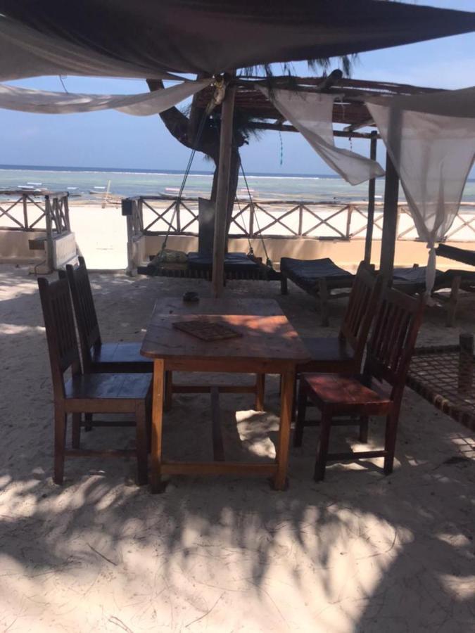 Mohammed Bungalows And Restaurant 마템웨 외부 사진